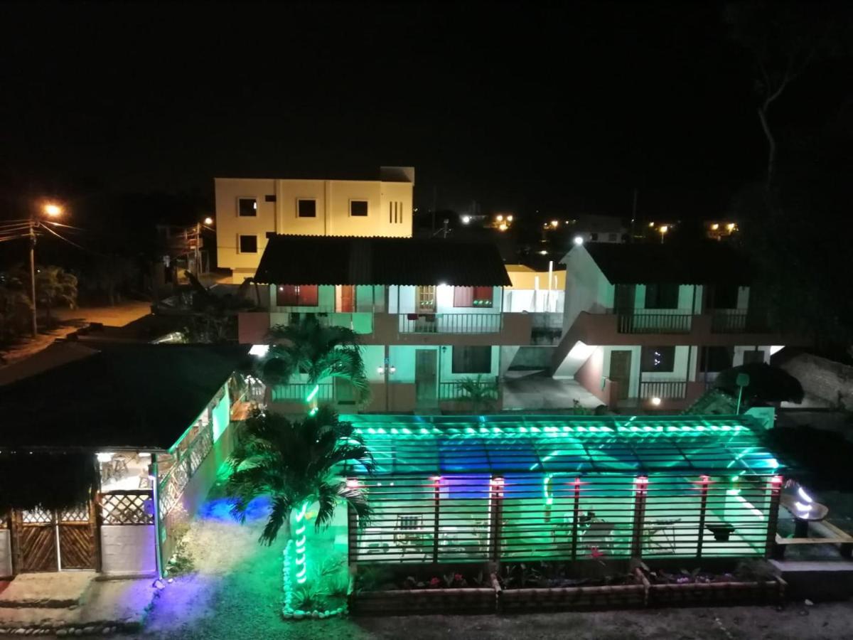 El Galeon Hotel Atacames Buitenkant foto