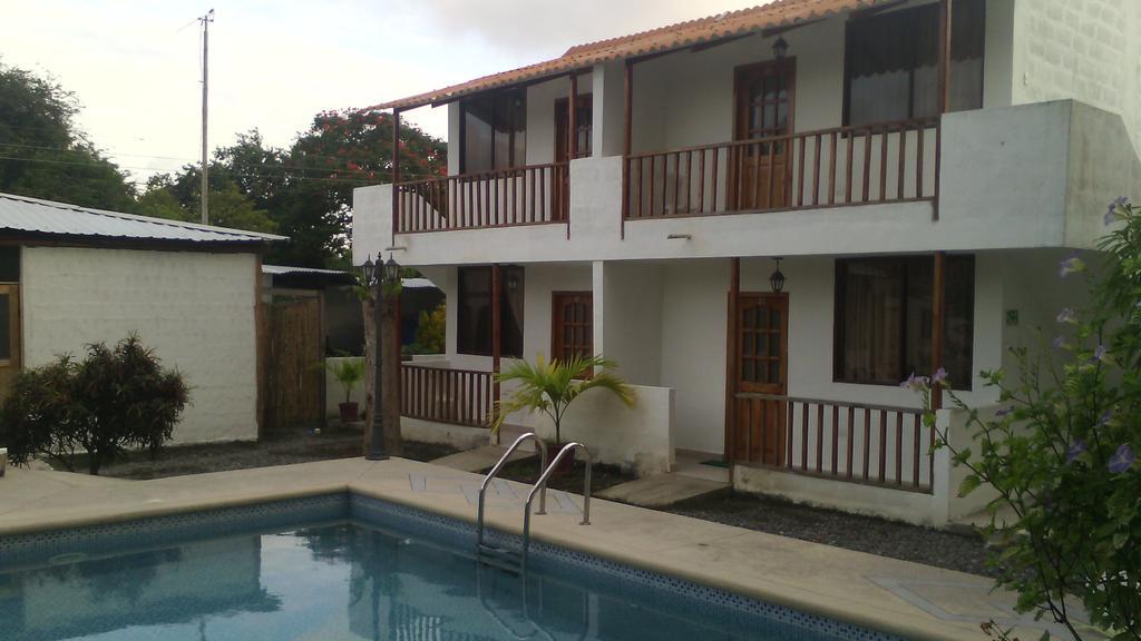 El Galeon Hotel Atacames Buitenkant foto