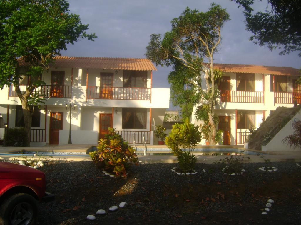 El Galeon Hotel Atacames Buitenkant foto