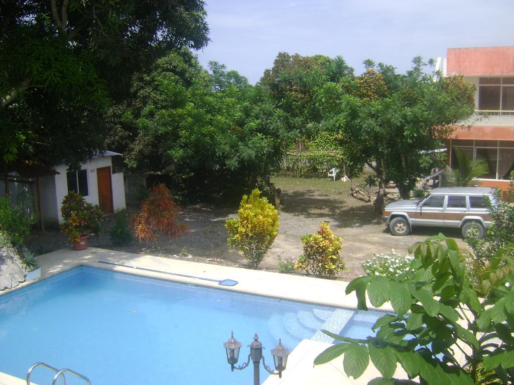 El Galeon Hotel Atacames Buitenkant foto